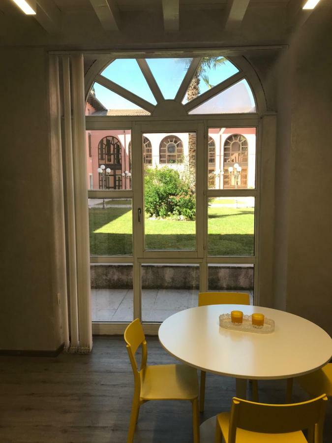 Vea Apartment Padenghe sul Garda Zewnętrze zdjęcie